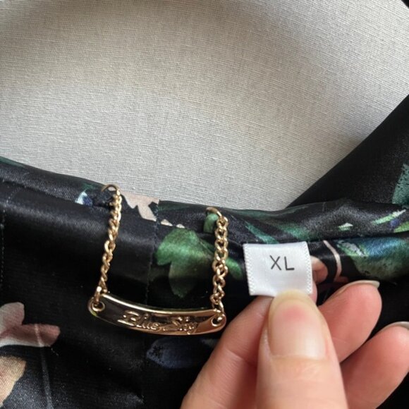 Blue Sky Black Wool Coat - Picture 7 of 11